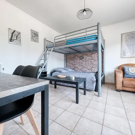 Ferienwohnung La Chouette Illuminee Ménilles Exterior foto