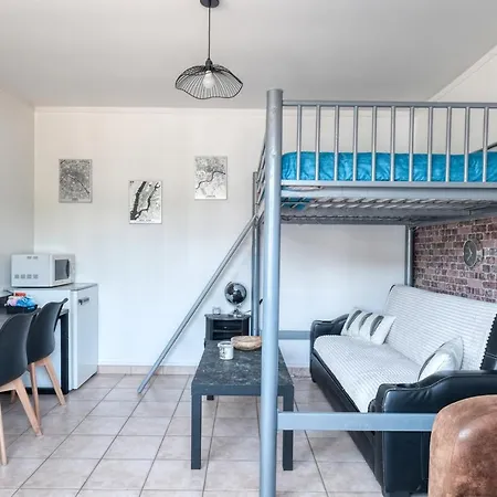 Ferienwohnung La Chouette Illuminee Ménilles Exterior foto